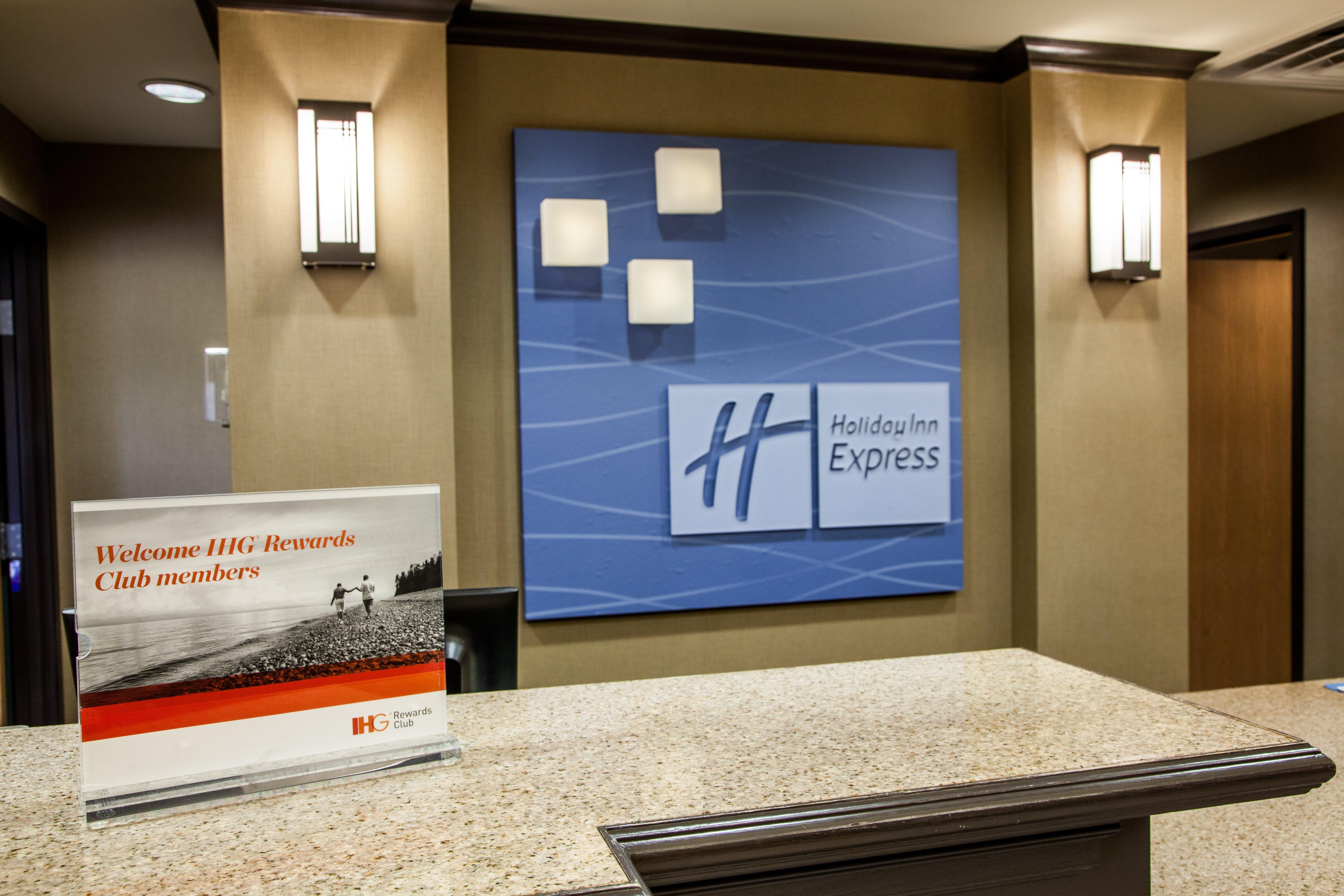 Holiday Inn Express & Suites Yankton By Ihg Εξωτερικό φωτογραφία