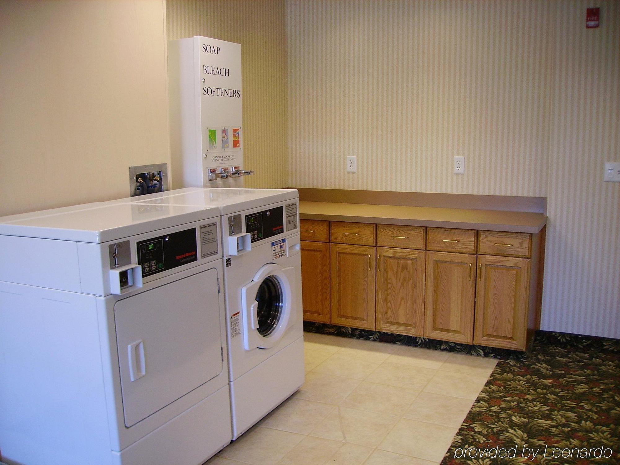 Holiday Inn Express & Suites Yankton By Ihg Ανέσεις φωτογραφία