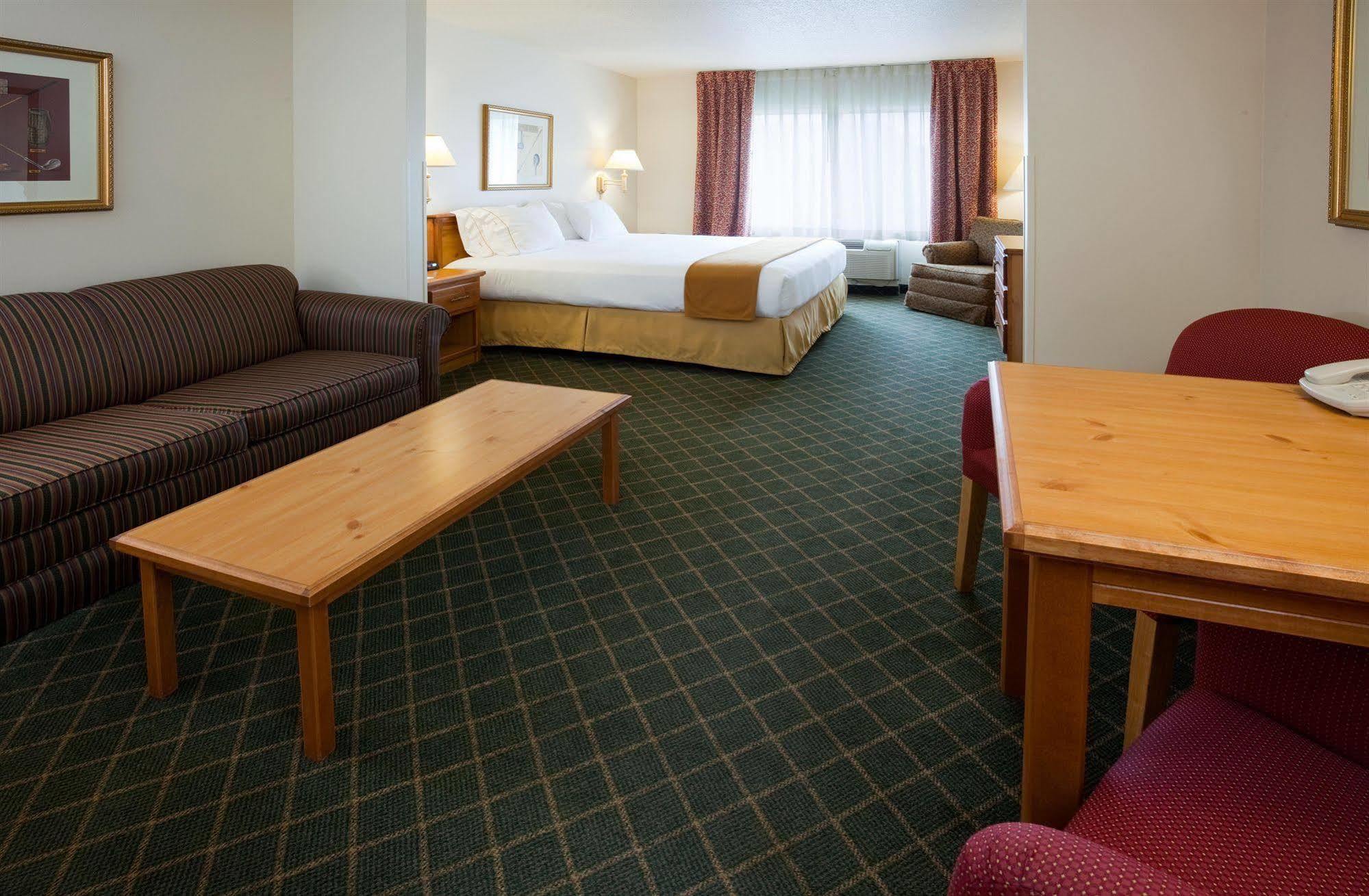 Holiday Inn Express & Suites Yankton By Ihg Εξωτερικό φωτογραφία