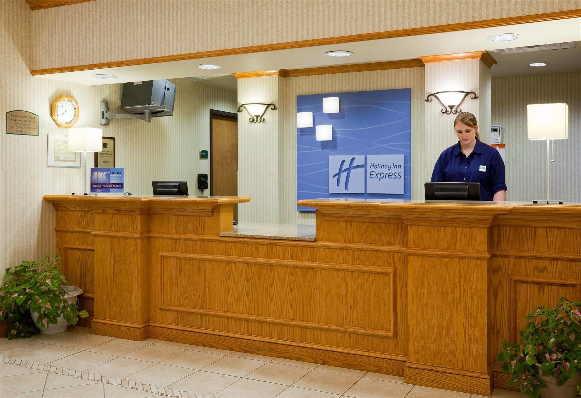 Holiday Inn Express & Suites Yankton By Ihg Εσωτερικό φωτογραφία
